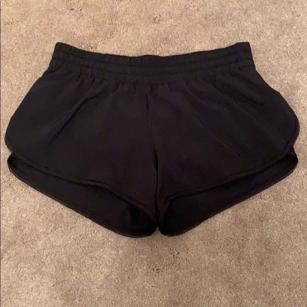 Lululemon Seek the Heat shorts